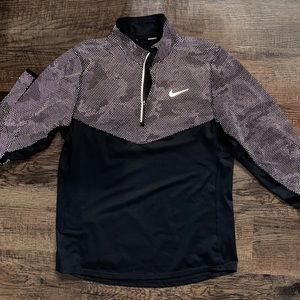 Nike Half Zip
